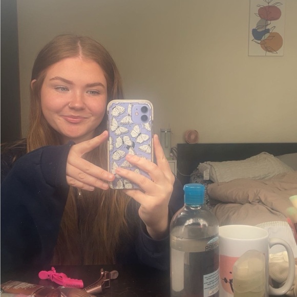 Meet your Posher, Kaitlyn - Picture 2 of 3